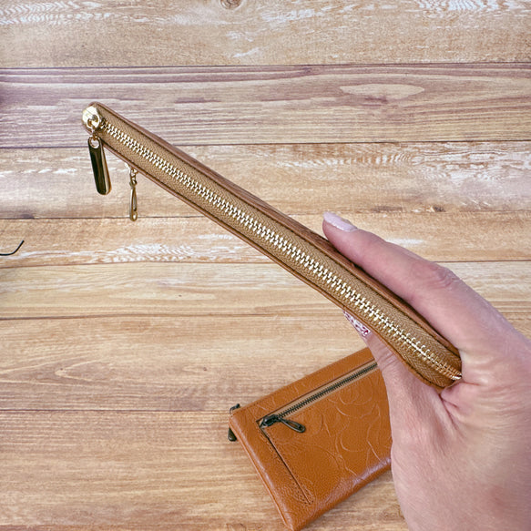 薄くて軽くて大容量なL字長財布 14枚カードポケット 牛革 バラ型押し