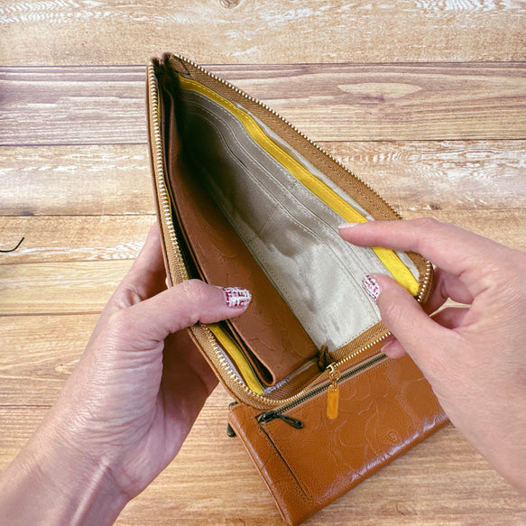 薄くて軽くて大容量なL字長財布 14枚カードポケット 牛革 バラ型押し