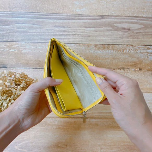 薄くて軽くて大容量なL字長財布 14枚カードポケット 牛革 カラフル 日本製 Squeeze