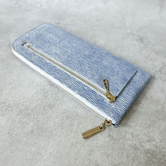 薄くて軽くて大容量なL字長財布 水シボ 牛革