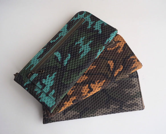 薄くて軽くて大容量なL字長財布 14枚カードポケット スペインシープ