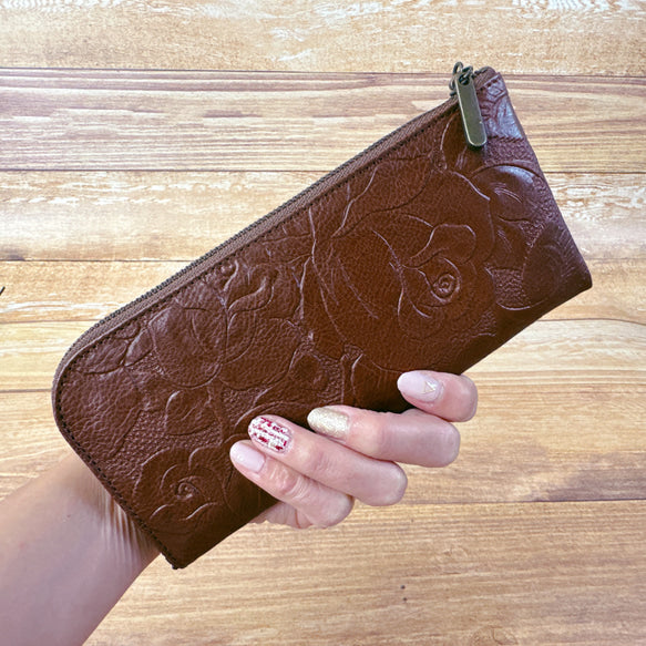 薄くて軽くて大容量なL字長財布 14枚カードポケット 牛革 バラ型押し