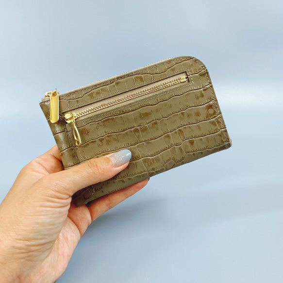 薄くて軽いコンパクトな財布 10枚カードポケット クロコ型押し