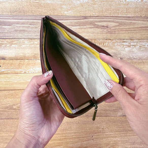 薄くて軽くて大容量なL字長財布 14枚カードポケット 牛革 バラ型押し