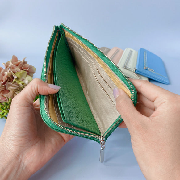 薄くて軽くて大容量な長財布 14ZipWallet レース型押し Squeeze