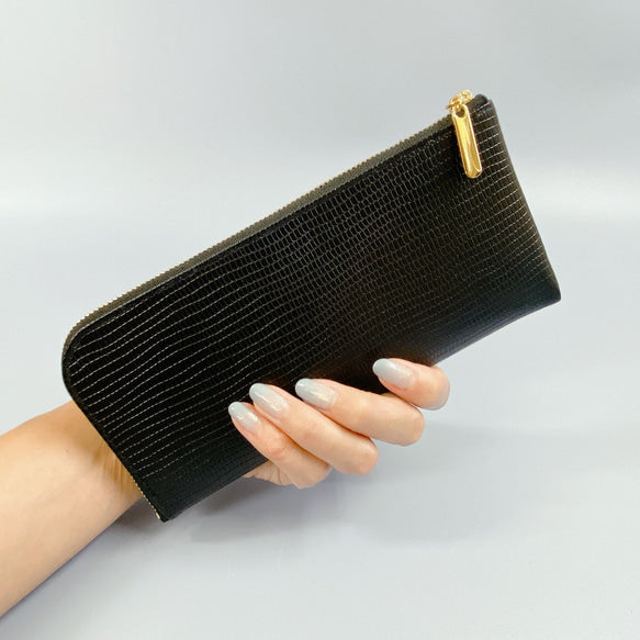 薄くて軽くて大容量な長財布 14ZipWallet Squeeze 日本製
