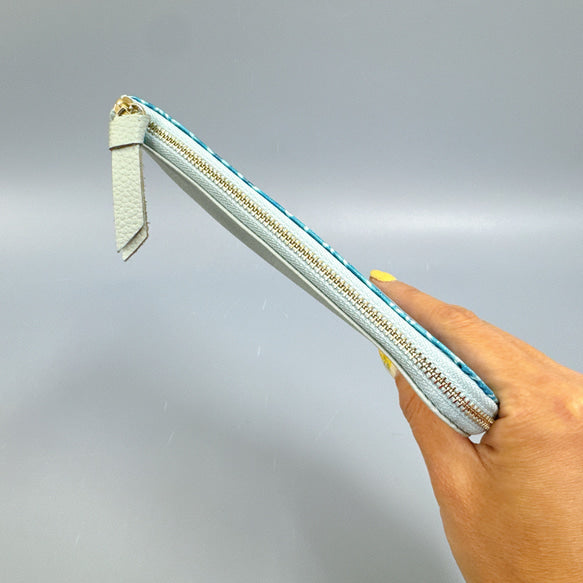 お札ピッタリ！ 薄くて軽いコンパクトな長財布 8枚カードポケット エナメルローズ × シュリンク