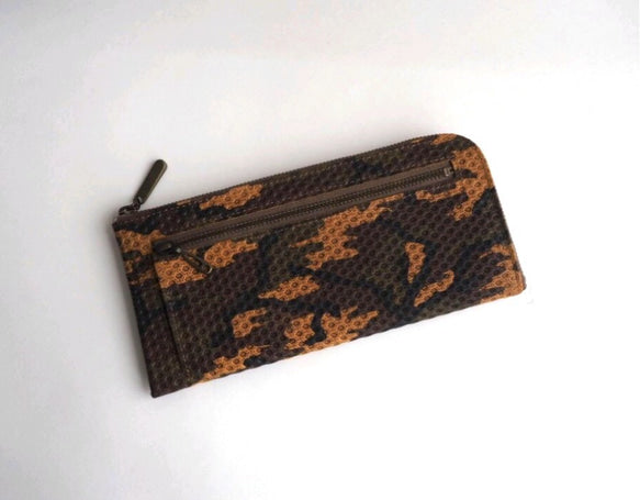 薄くて軽くて大容量なL字長財布  14枚カードポケット  スペインシープ