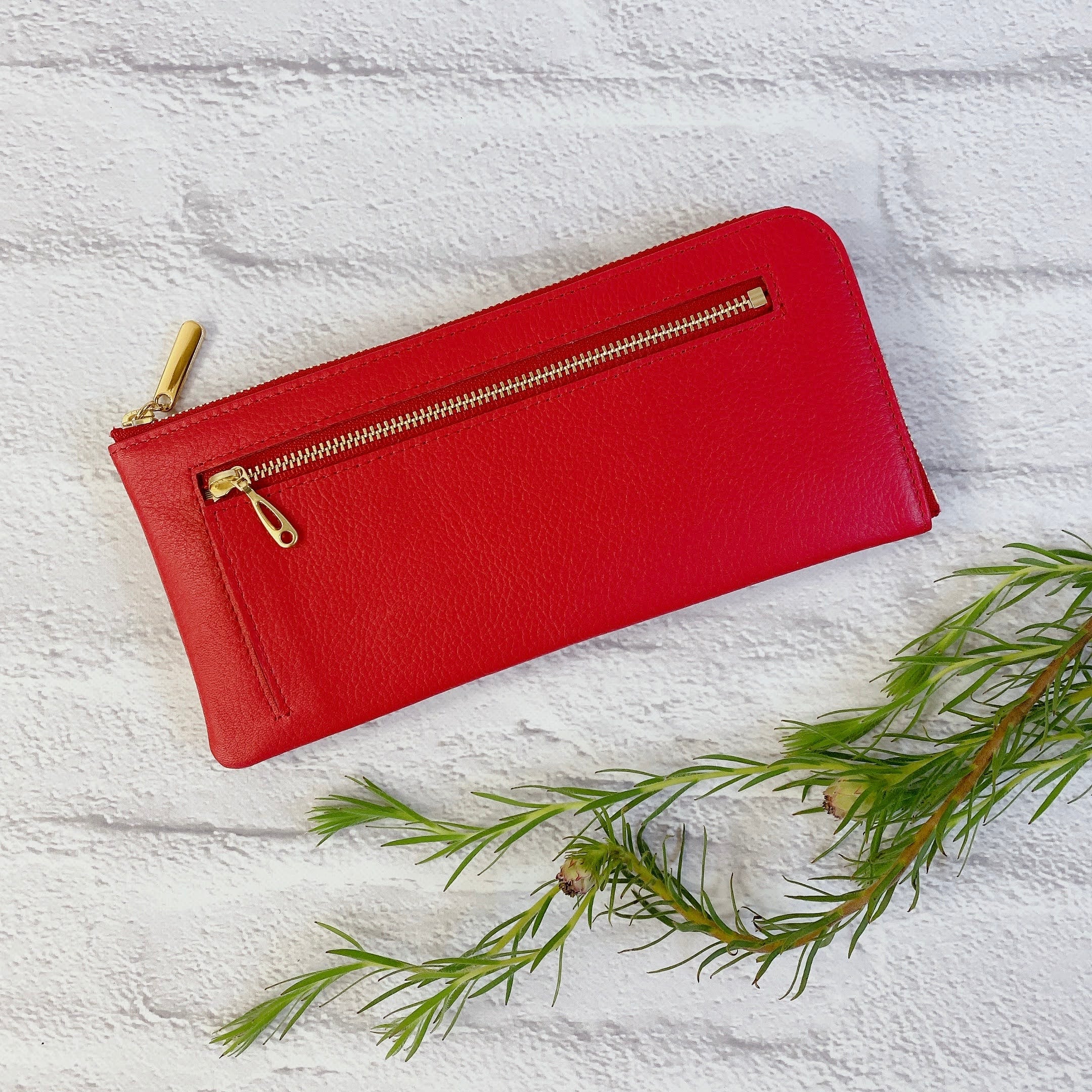 薄くて軽いL字長財布 24枚カードポケット 牛革 シュリンク