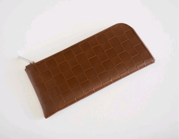 薄くて軽くて大容量なL字長財布  14枚カードポケット  牛革  格子柄  Squeeze