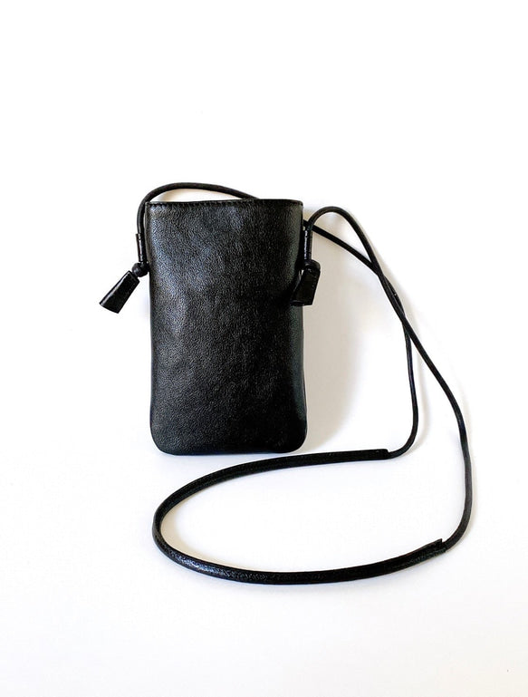 大人のスマホショルダー  牛革  安心の裏地付き スクイーズ