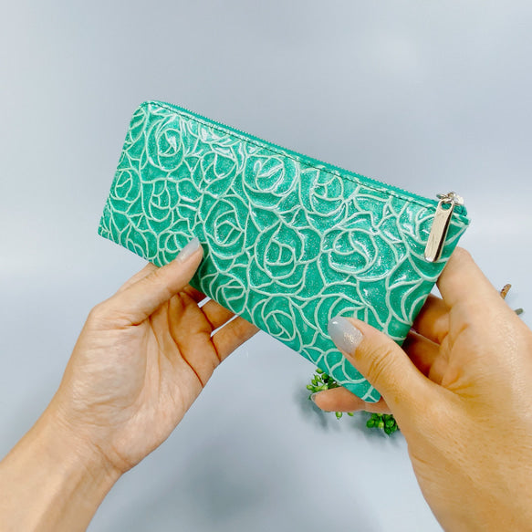 薄くて軽いL字長財布  24枚カードポケット  エナメルローズ