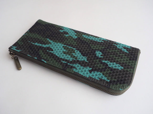 薄くて軽くて大容量なL字長財布  14枚カードポケット  スペインシープ