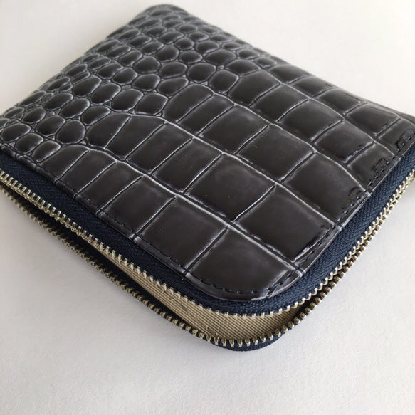 薄マチで使いやすい ハーフ財布 牛革 エナメルクロコ型押し ネイビー ミニ財布 Squeeze スクイーズ 日本製