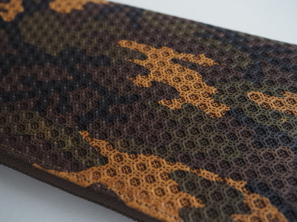 薄くて軽くて大容量なL字長財布  14枚カードポケット  スペインシープ