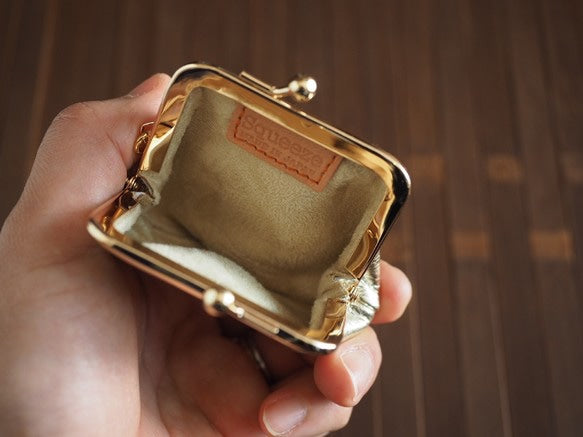 ぷっくり革のがまぐち 牛革 レース型押　【スクイーズ】