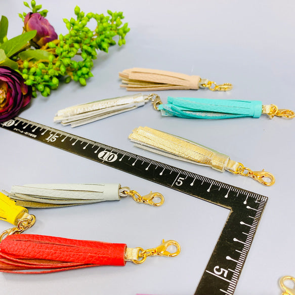 ゆれるタッセル小物チャーム　選べる10色