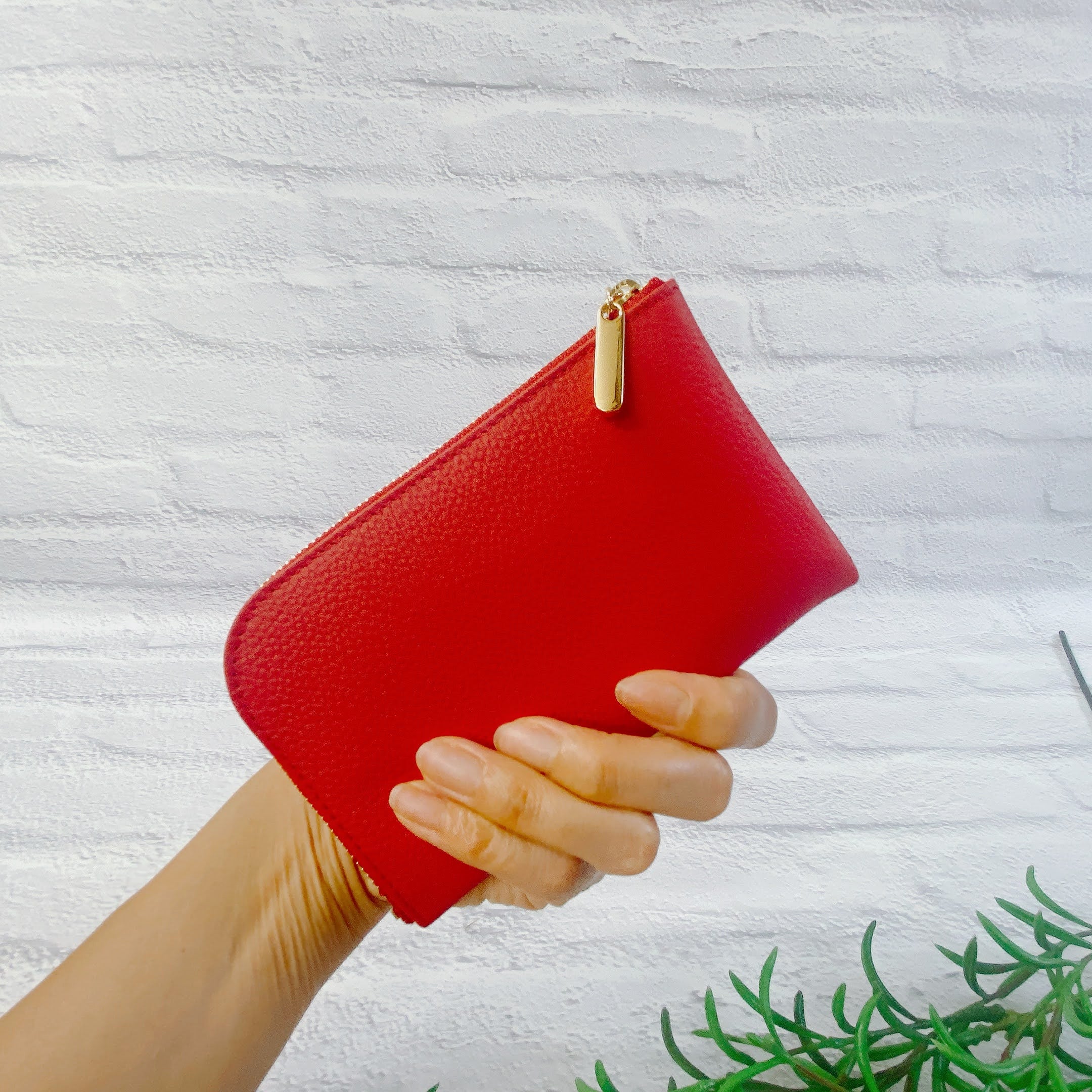 薄くて軽いコンパクト財布 10枚カードポケット 牛革 シュリンク