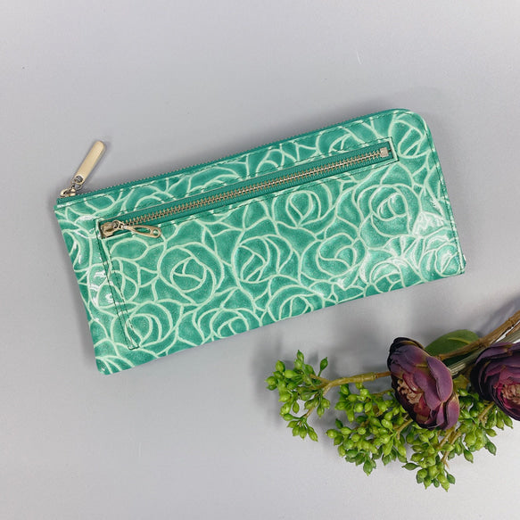 薄くて軽いL字長財布  24枚カードポケット  エナメルローズ