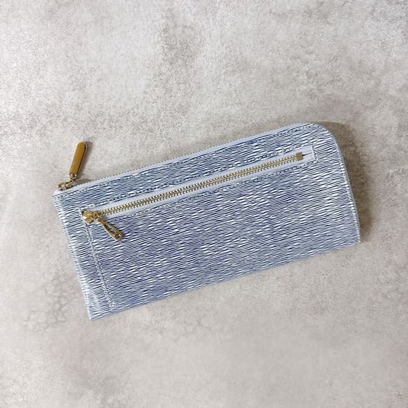 薄くて軽くて大容量なL字長財布 水シボ 牛革