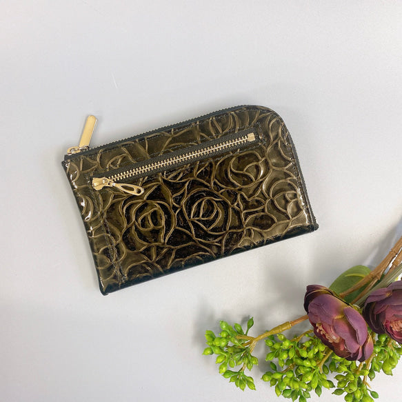 薄くて軽いL字長財布  24枚カードポケット  エナメルローズ