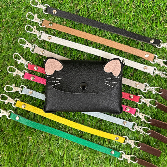 《動物シリーズ：猫》 使い道いろいろ！軽くて便利なストラップ付きミニポーチバッグ　Squeeze