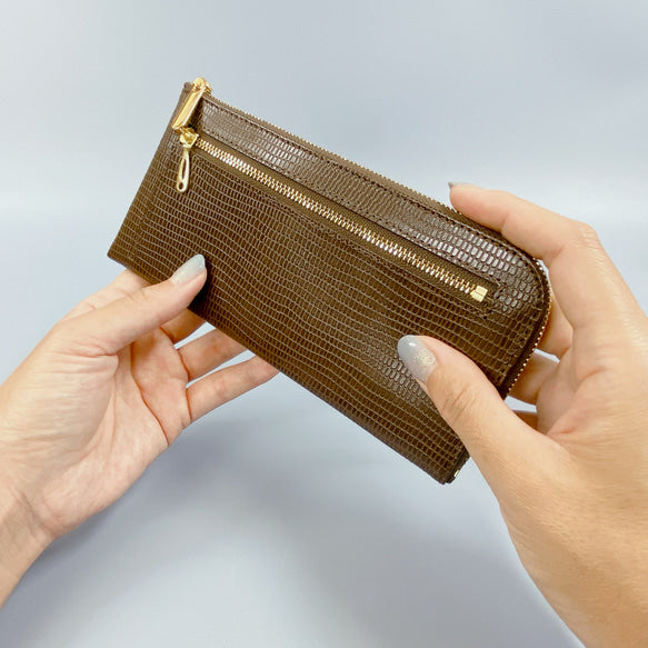 薄くて軽くて大容量な長財布 14ZipWallet Squeeze 日本製