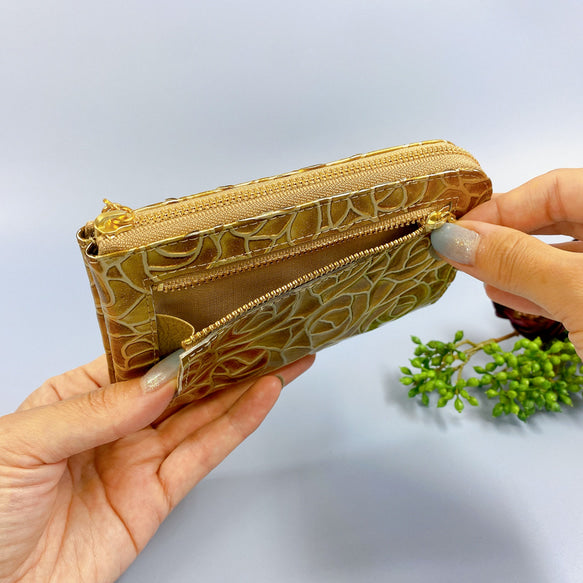 薄くて軽いコンパクトな財布 10枚カードポケット  エナメルローズ【スクイーズ】