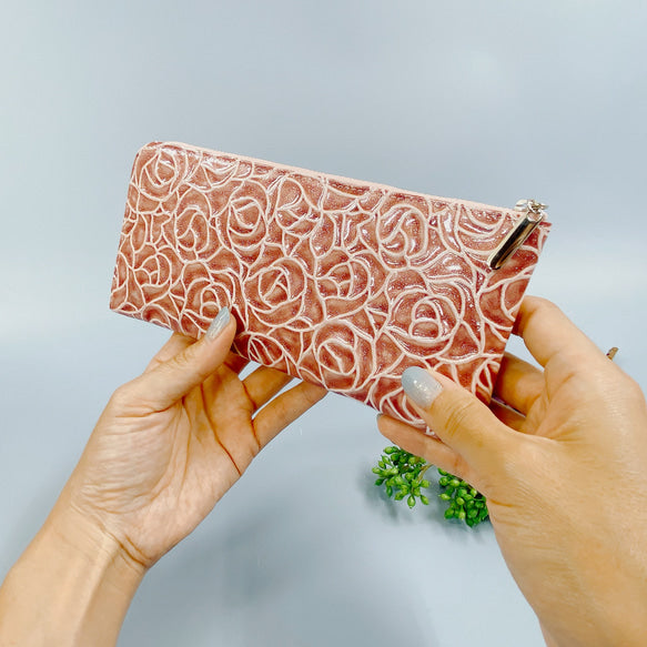 薄くて軽いL字長財布  24枚カードポケット  エナメルローズ