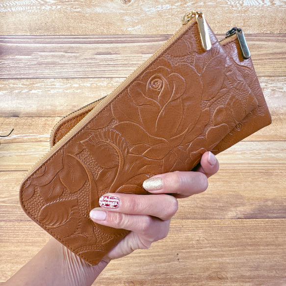 薄くて軽くて大容量なL字長財布 14枚カードポケット 牛革 バラ型押し