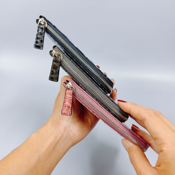 薄くて軽いコンパクトな財布 10枚カードポケット　エナメル クロコ 型押し 【Squeeze スクイーズ】