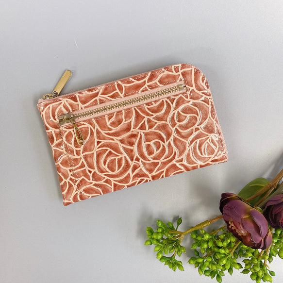 薄くて軽いL字長財布  24枚カードポケット  エナメルローズ