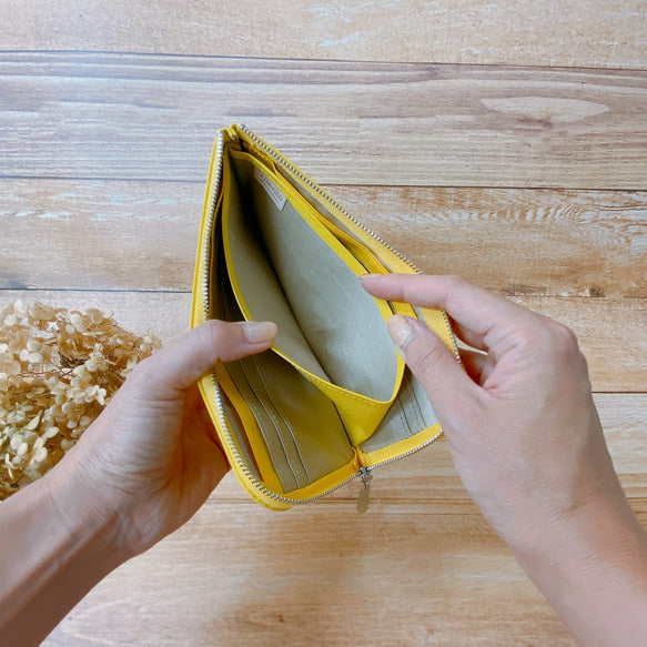 薄くて軽くて大容量なL字長財布 14枚カードポケット 牛革 カラフル 日本製 Squeeze