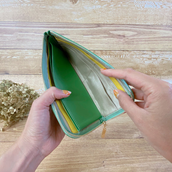 薄くて軽くて大容量なL字長財布 14枚カードポケット 牛革 カラフル 日本製 Squeeze