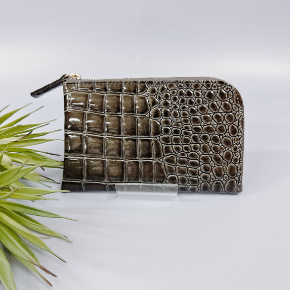薄くて軽いコンパクトな財布 10枚カードポケット　エナメル クロコ 型押し 【Squeeze スクイーズ】