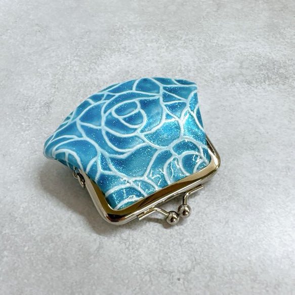 革のがまぐち 牛革 エナメルローズ　スクィーズ squeeze