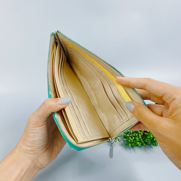 薄くて軽いL字長財布  24枚カードポケット  エナメルローズ